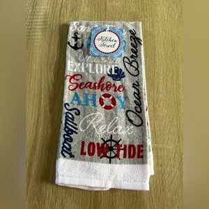 NWT … CHRISTMAS TREE SHOPS “Nautical” Kitchen Towel